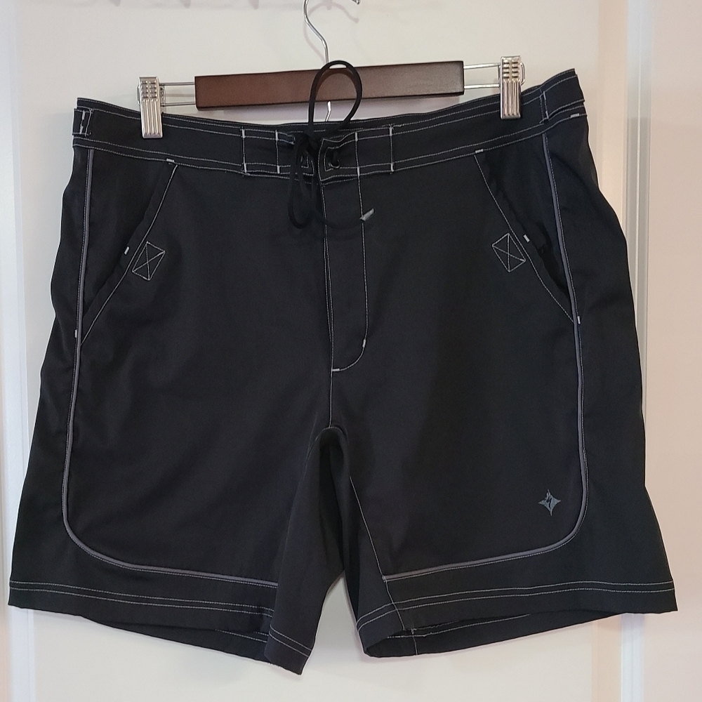Specialized Shorts Womens Size Large Black Unpadded Mountain Bike Cycling